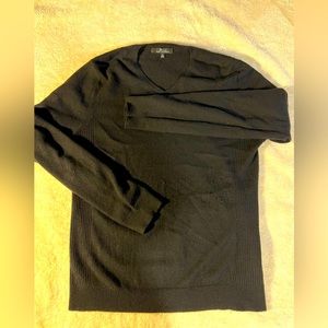 100% CASHMERE sweater. Marc Anthony